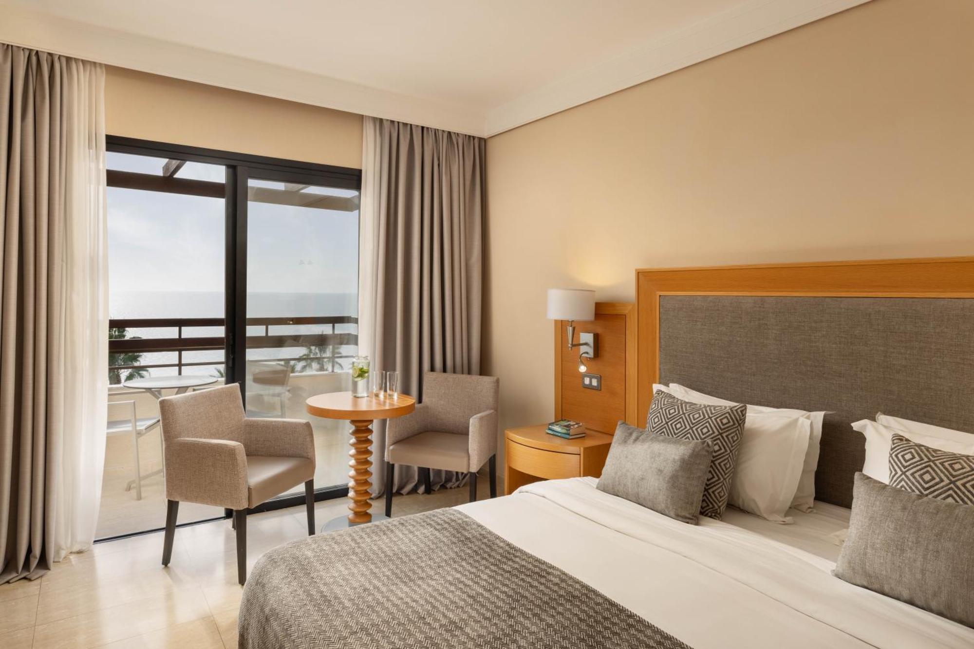 Atlantica Golden Beach Hotel - Adults Only Kissonerga Exterior photo